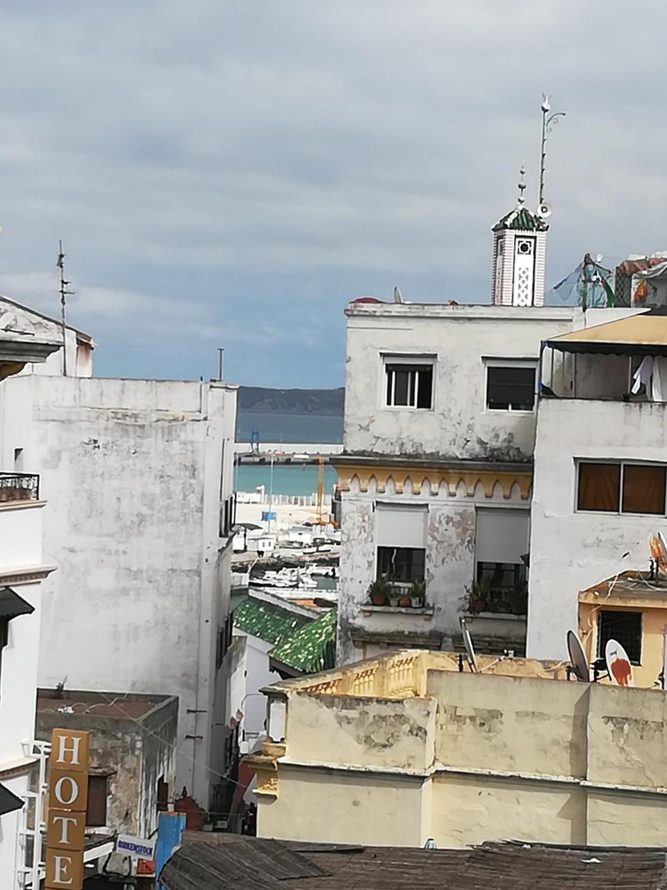 فندق Fuentes طنجة المظهر الخارجي الصورة